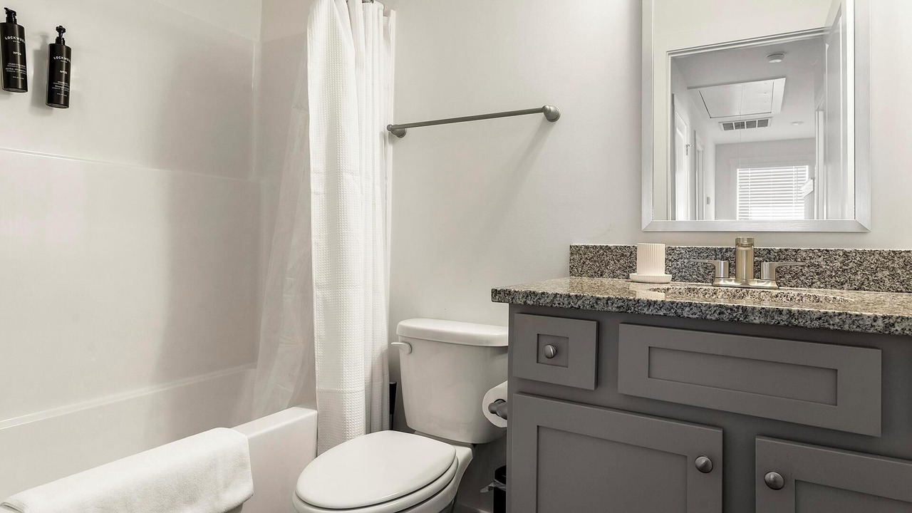 Photo of Bathroom in Port Wentworth