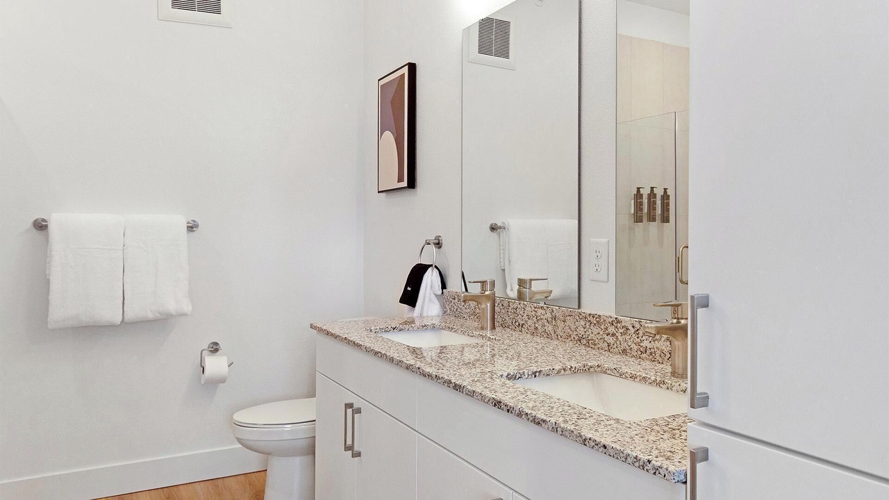 Photo of Bathroom in Firestone