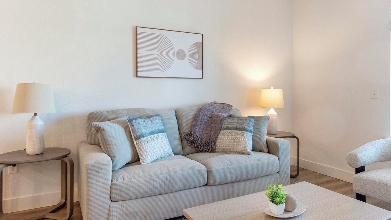Photo of Livingroom in Firestone