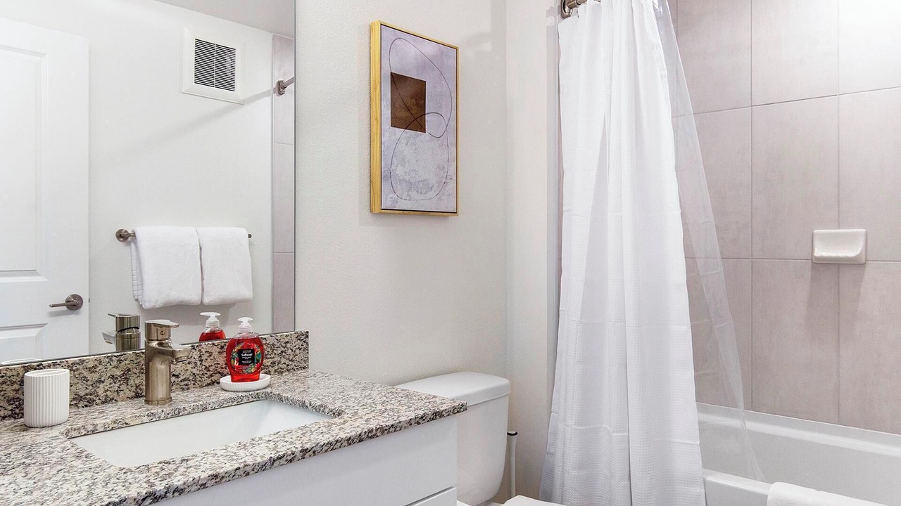 Photo of Bathroom in Firestone