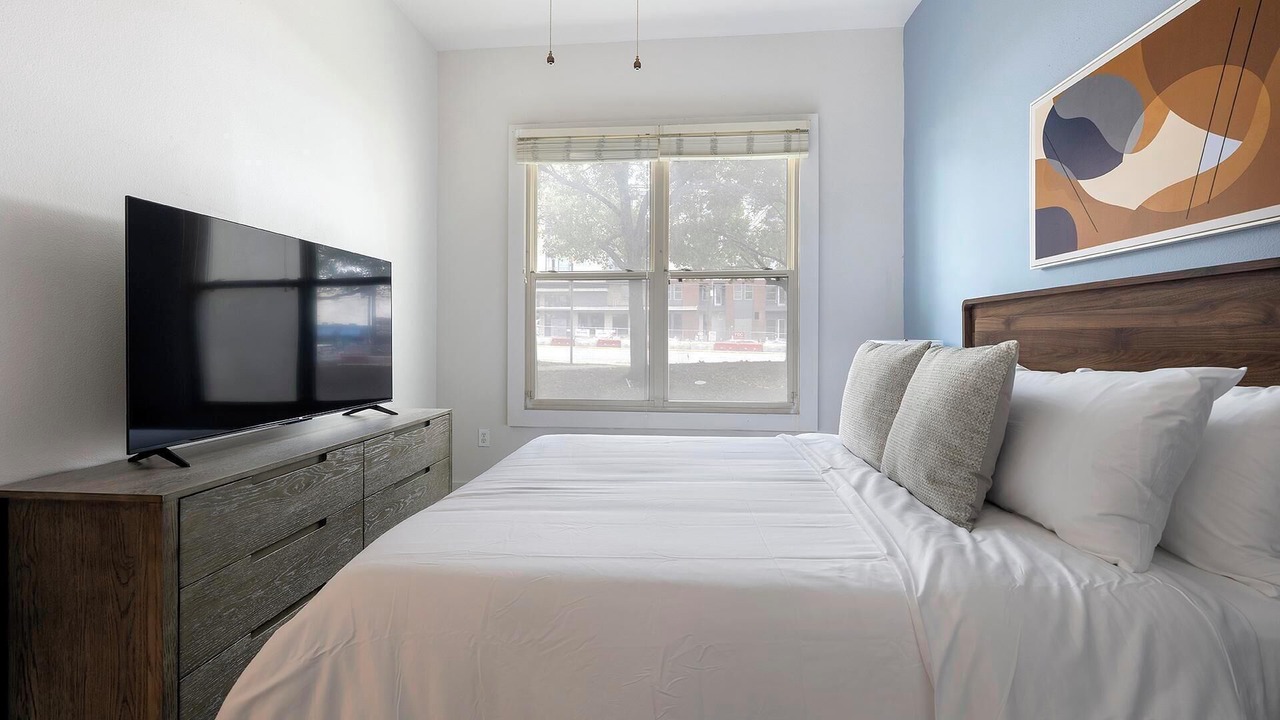 Photo of Bedroom in Crestview