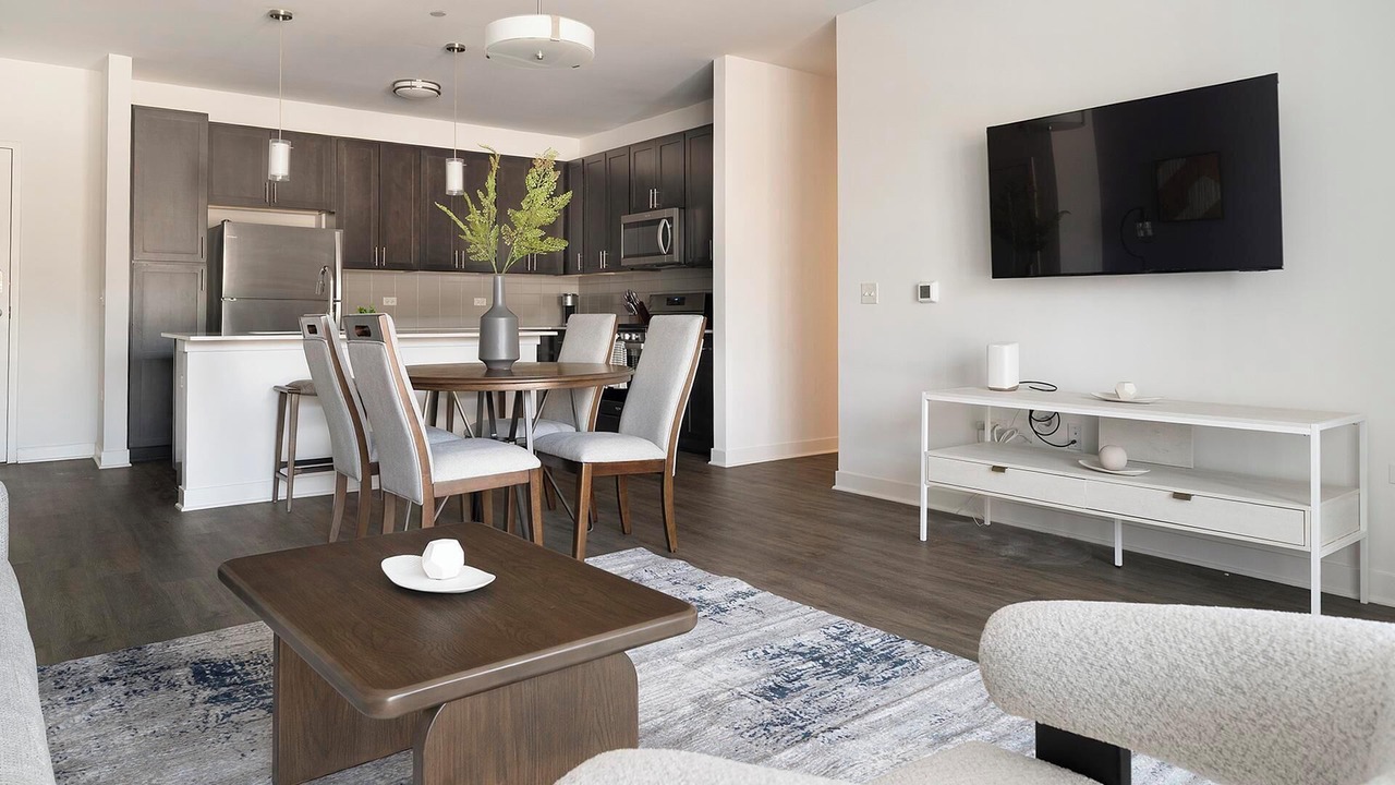 Photo of Livingroom in Schaumburg