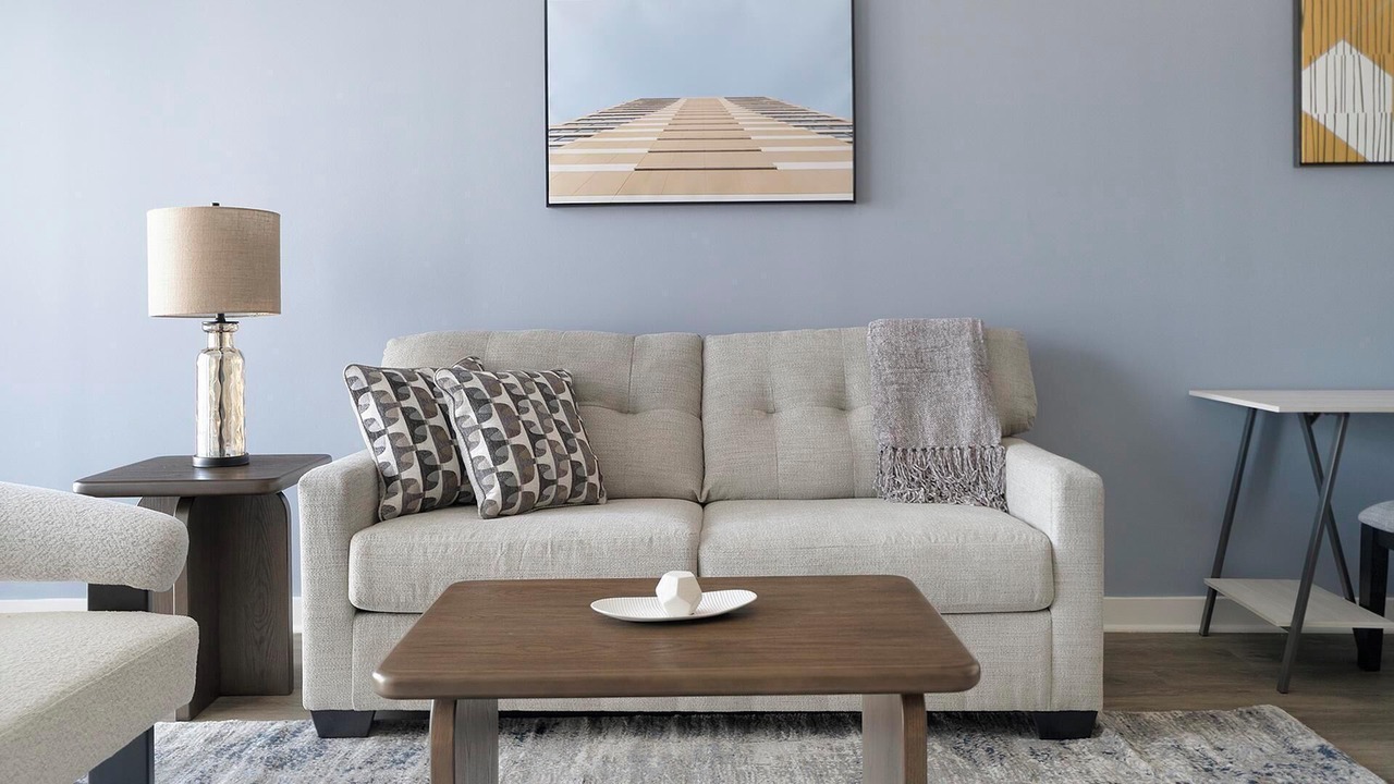 Photo of Livingroom in Schaumburg
