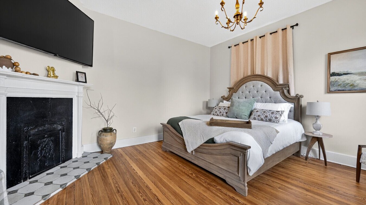 Photo of Bedroom in Macon