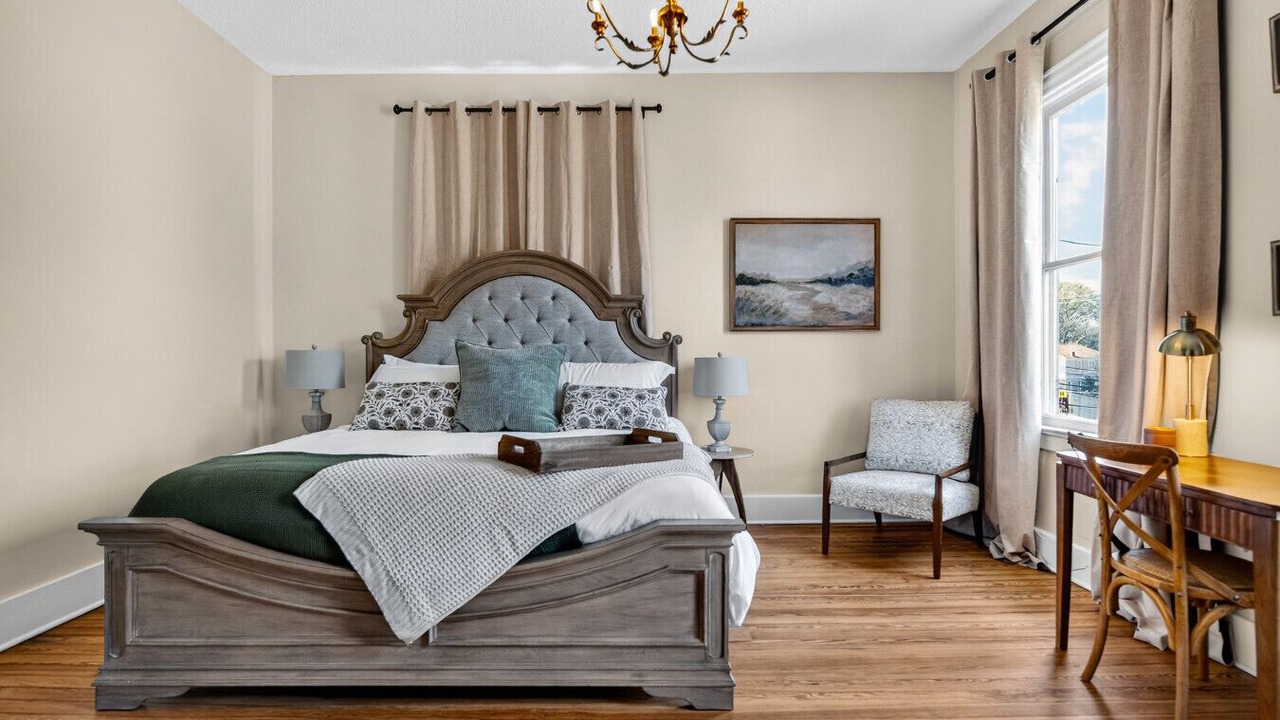 Photo of Bedroom in Macon