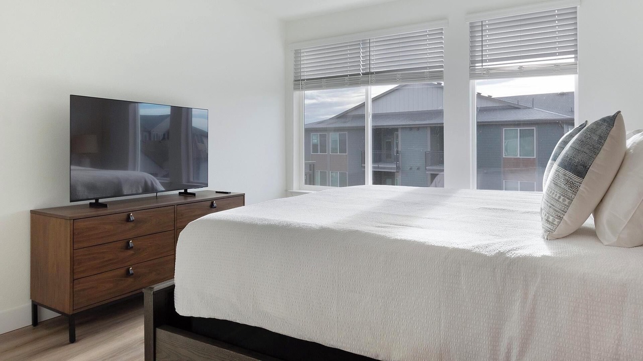 Photo of Bedroom in Firestone