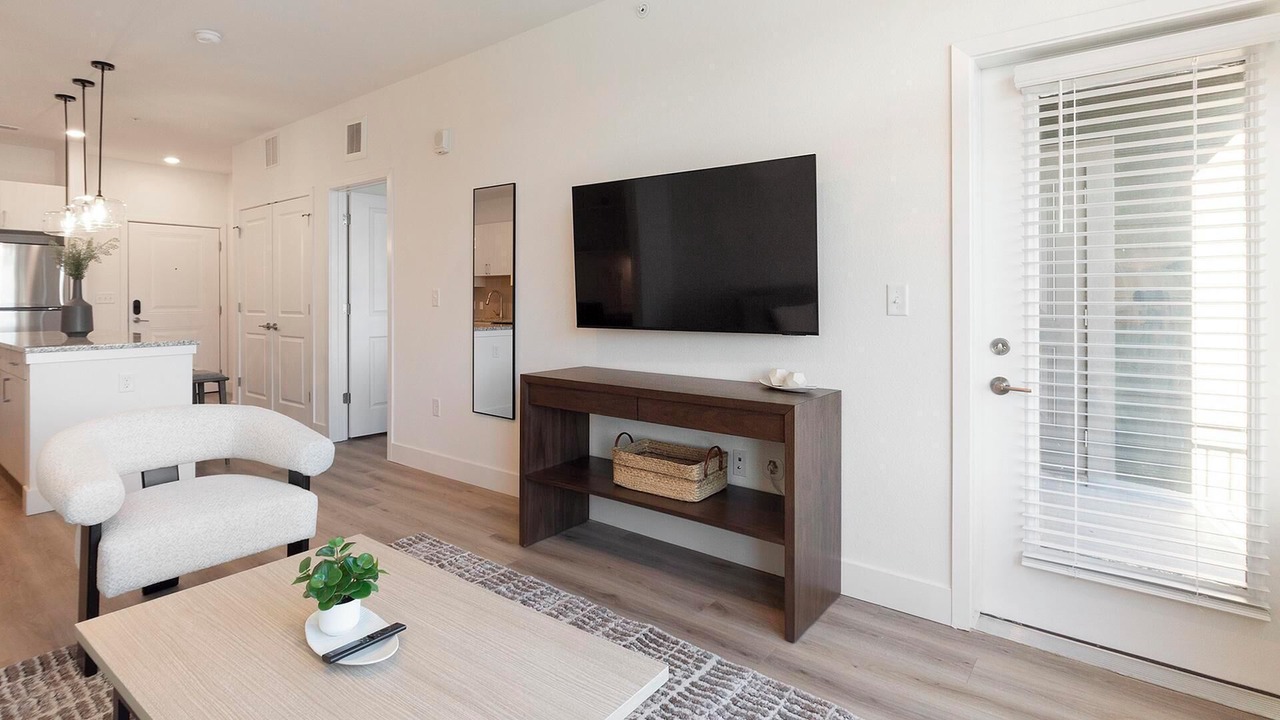 Photo of Livingroom in Firestone