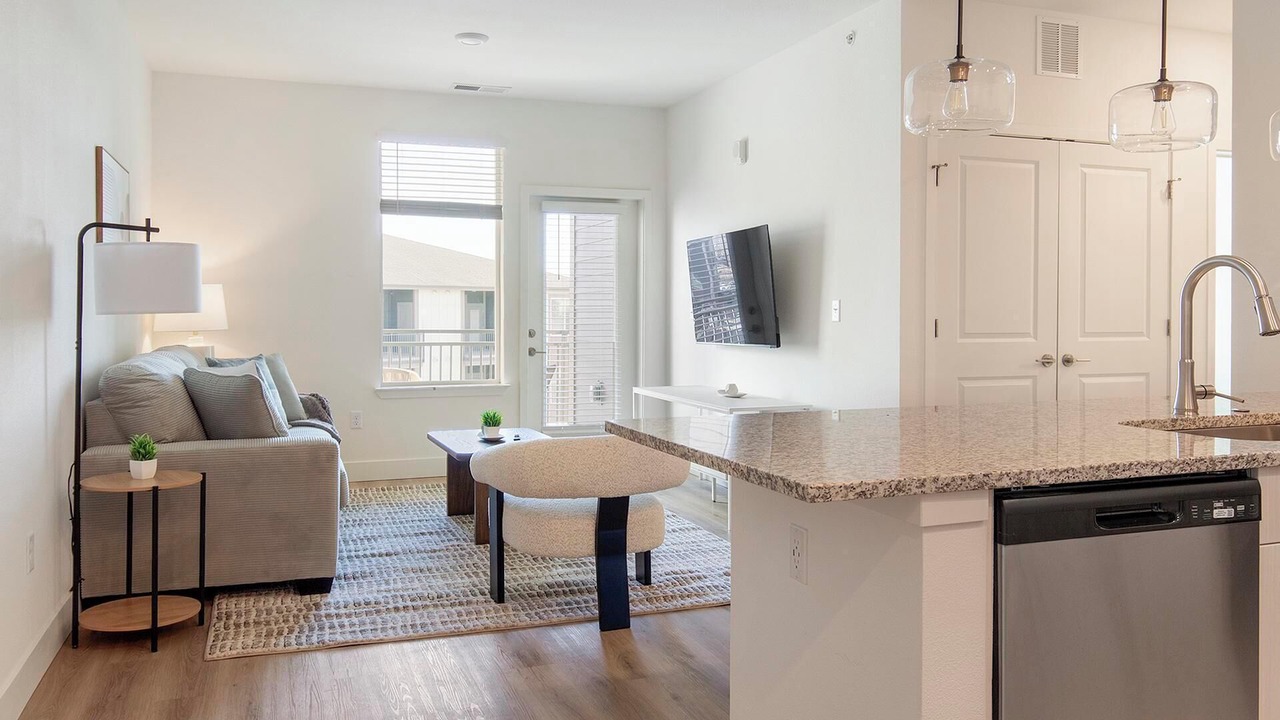 Photo of Livingroom in Firestone