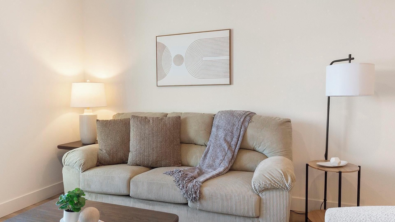 Photo of Livingroom in Firestone