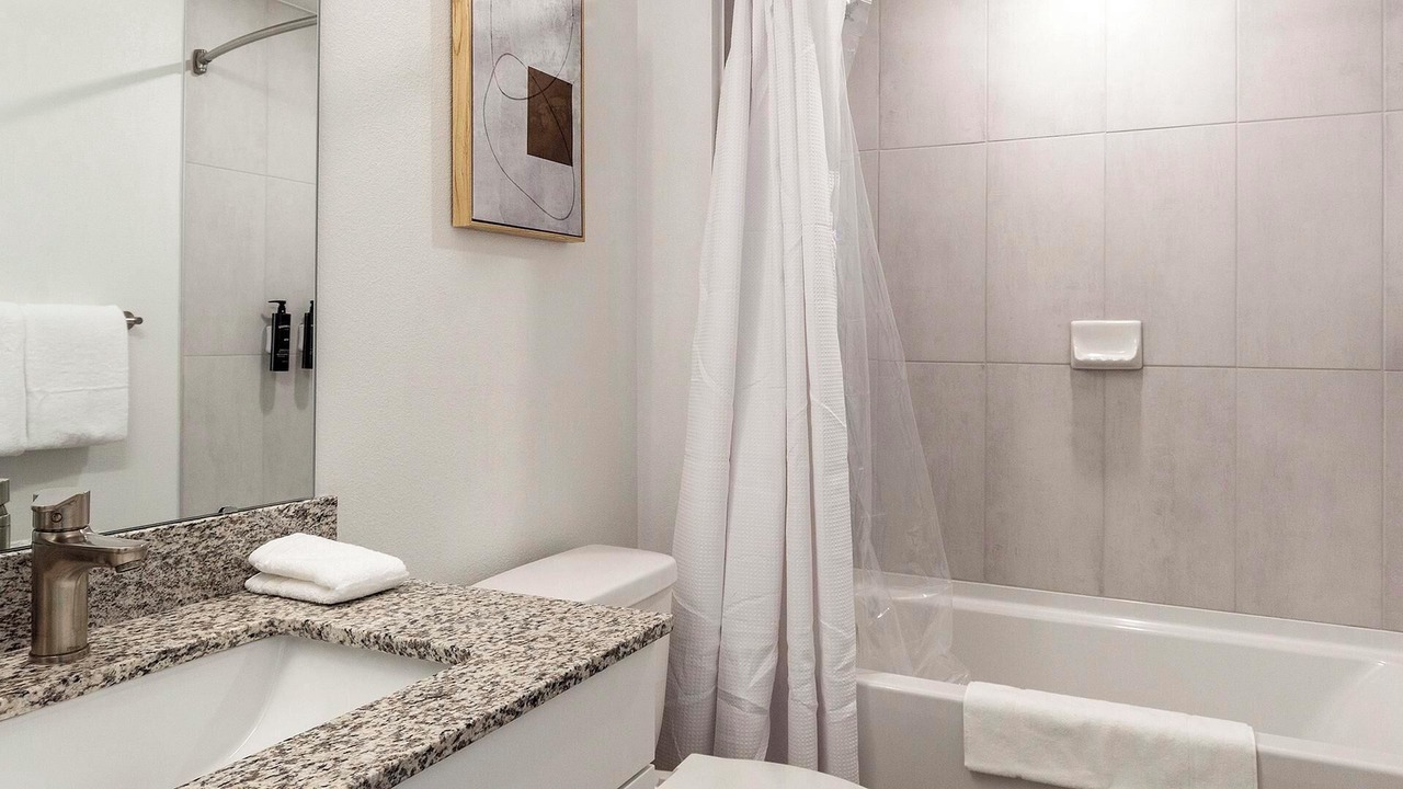 Photo of Bathroom in Firestone