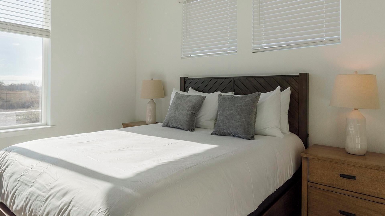 Photo of Bedroom in Firestone