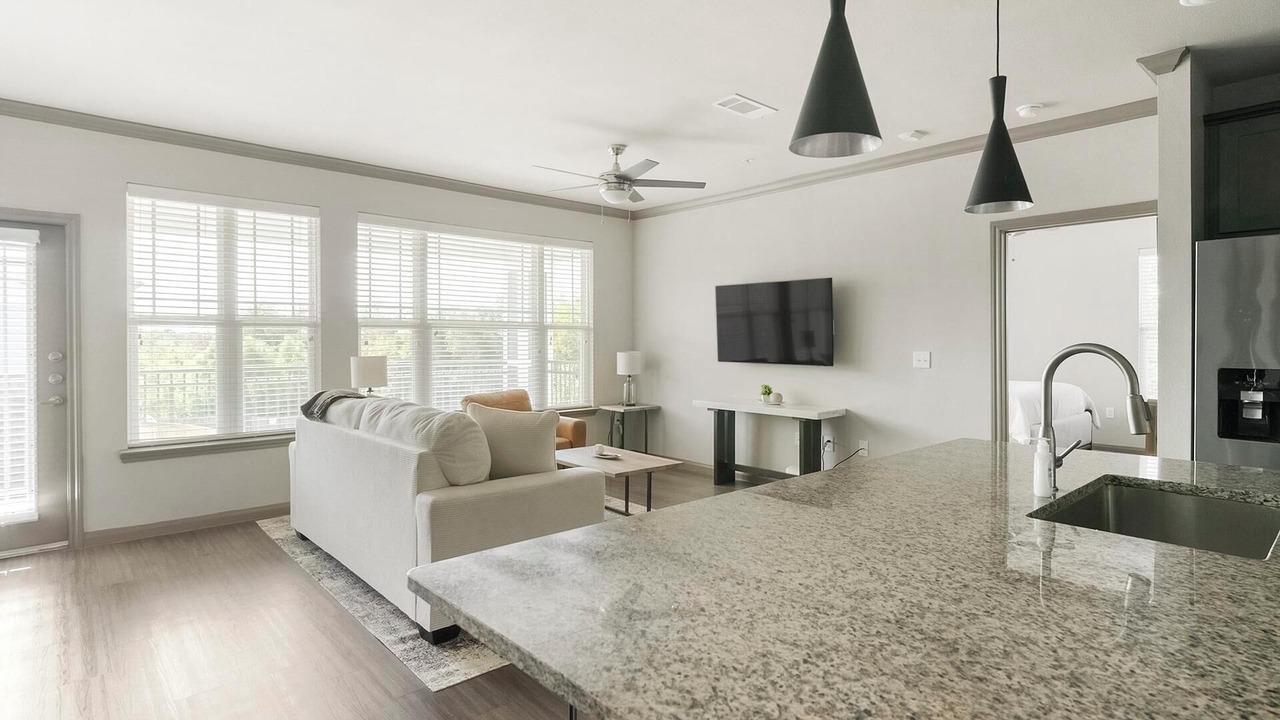 Photo of Livingroom in Baytown