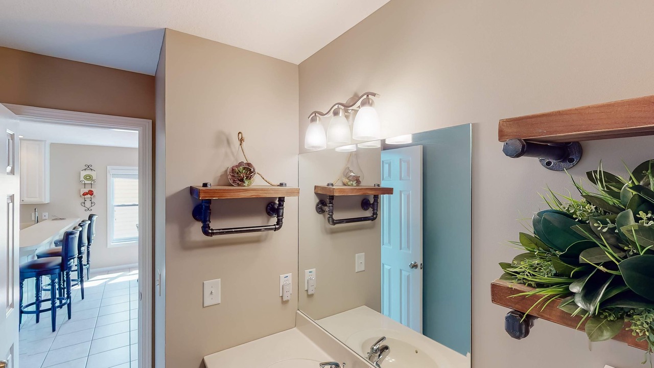 Photo of Bathroom in La Follette