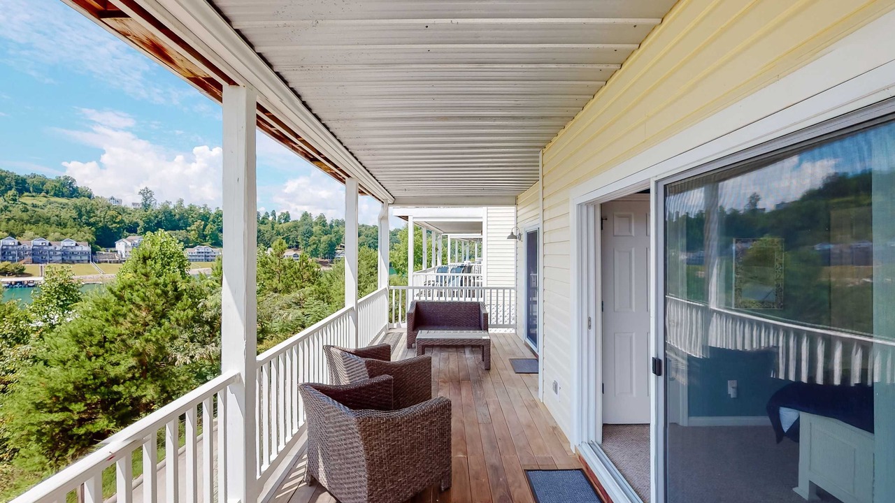 Photo of Patio Balcony in La Follette