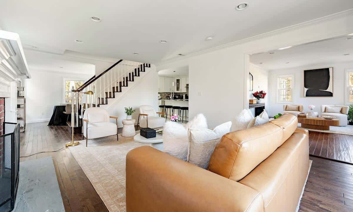 Photo of Livingroom in Norwalk