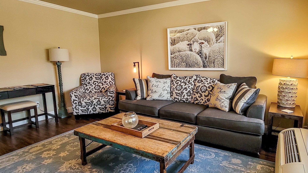 Photo of Livingroom in Townsend