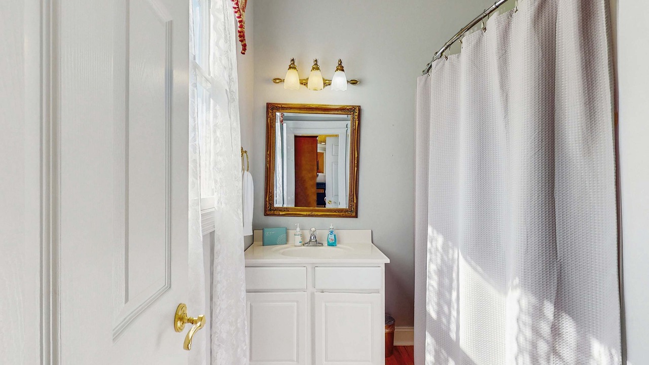 Photo of Bathroom in Maynardville