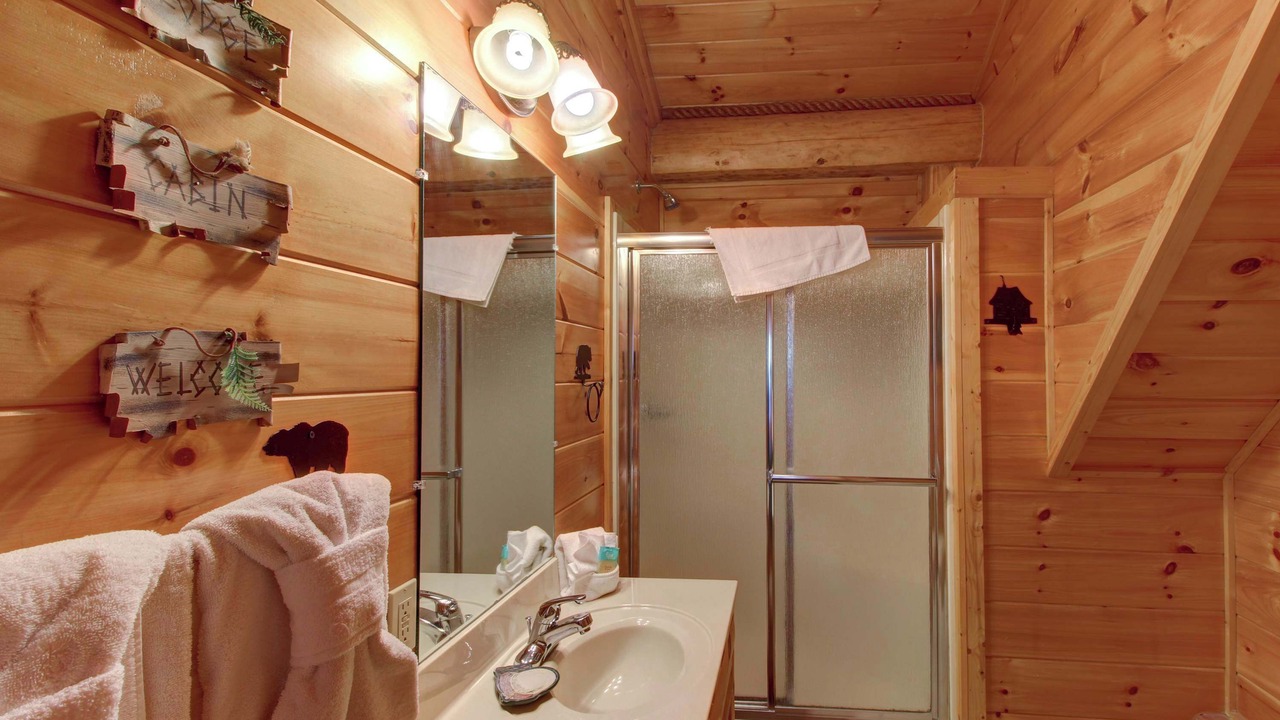 Photo of Bathroom in Smoky Mountains