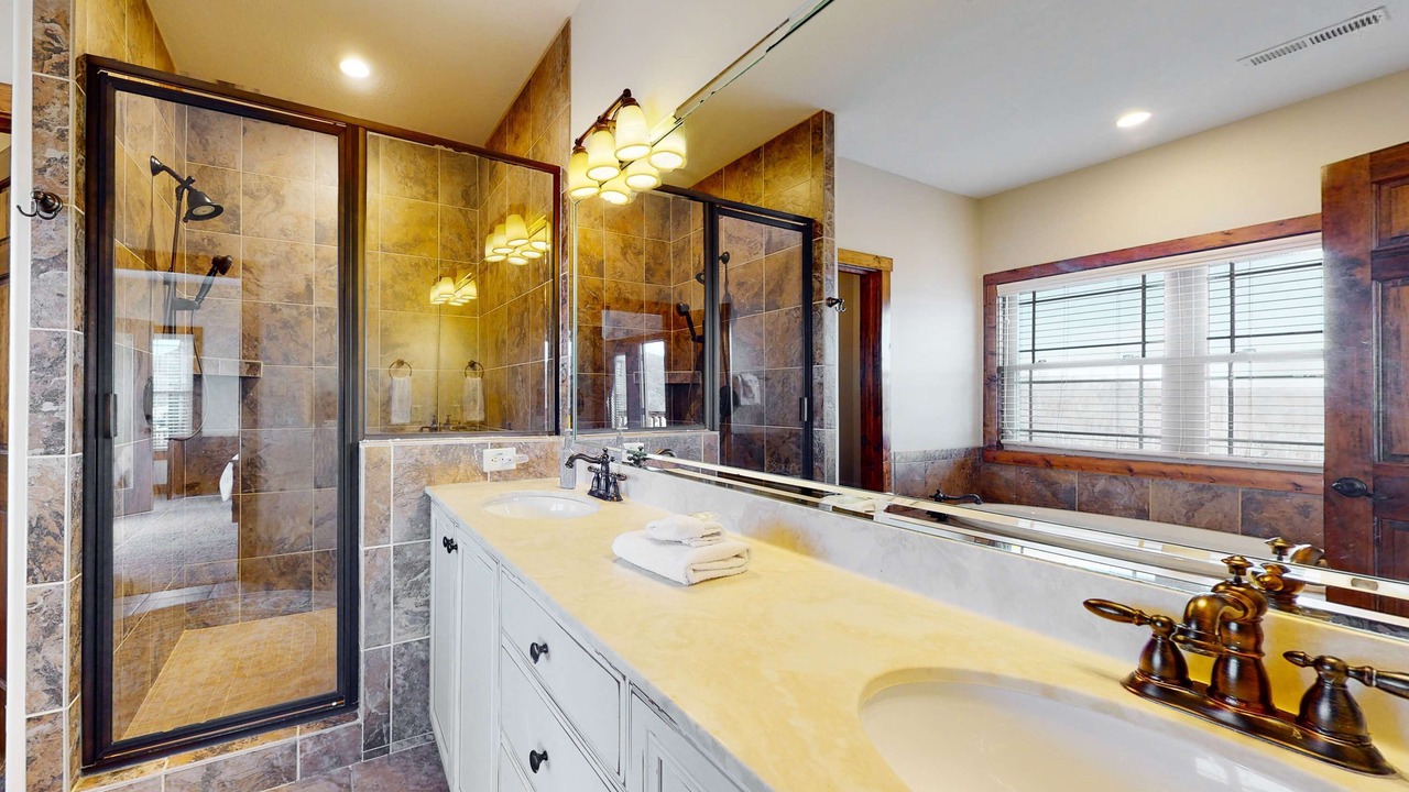 Photo of Bathroom in Andersonville