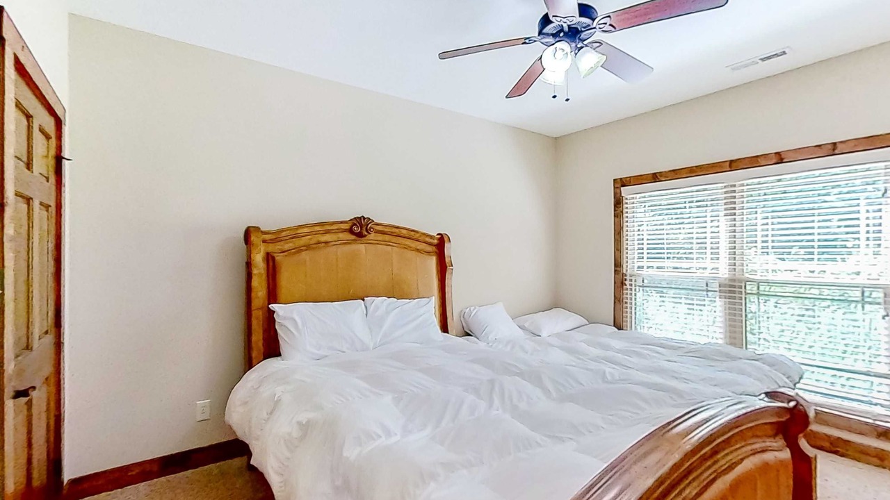 Photo of Bedroom in Andersonville