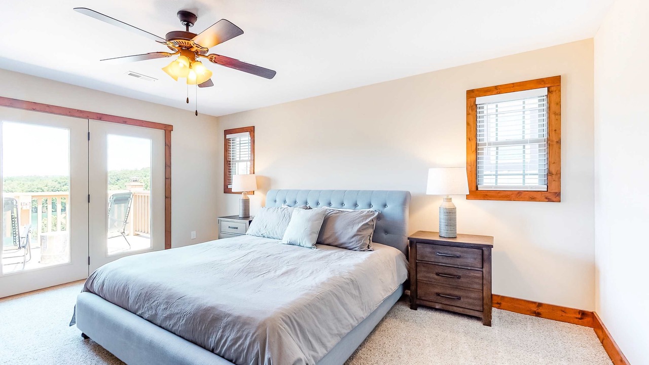 Photo of Bedroom in Andersonville