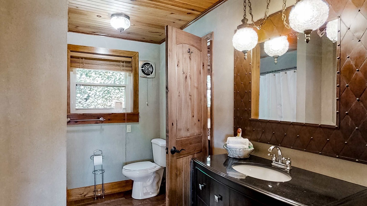 Photo of Bathroom in Rock Harbor