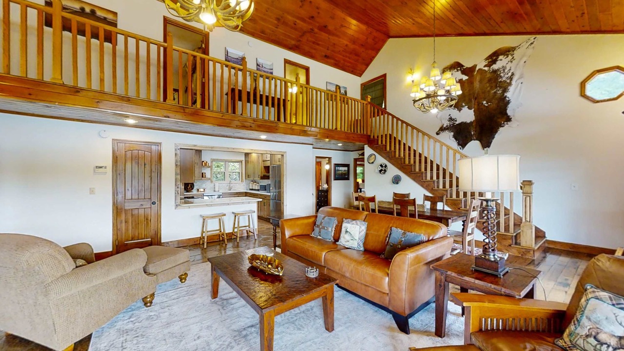 Photo of Livingroom in Rock Harbor