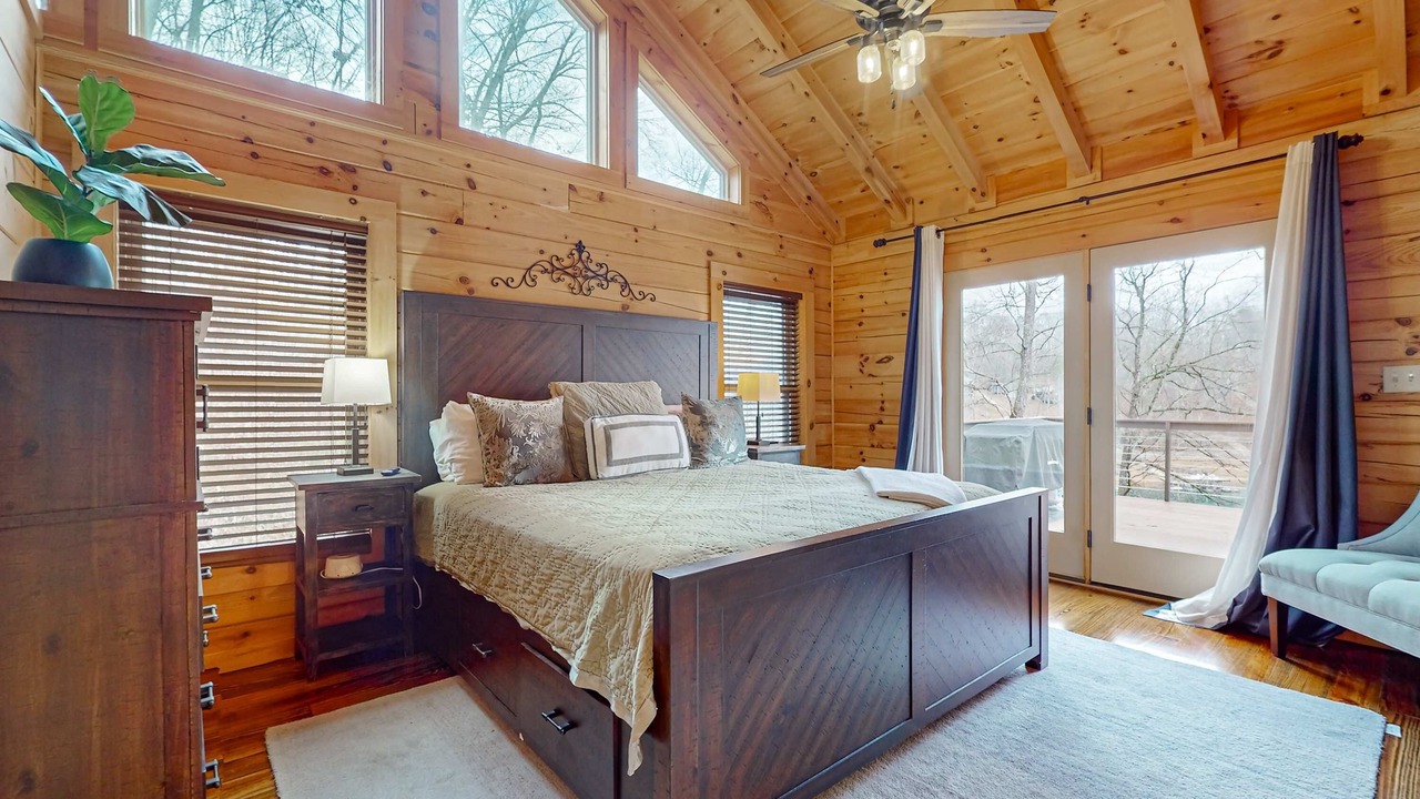 Photo of Bedroom in Big Creek