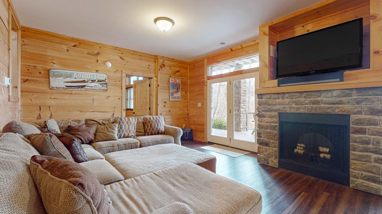 Photo of Livingroom in Big Creek