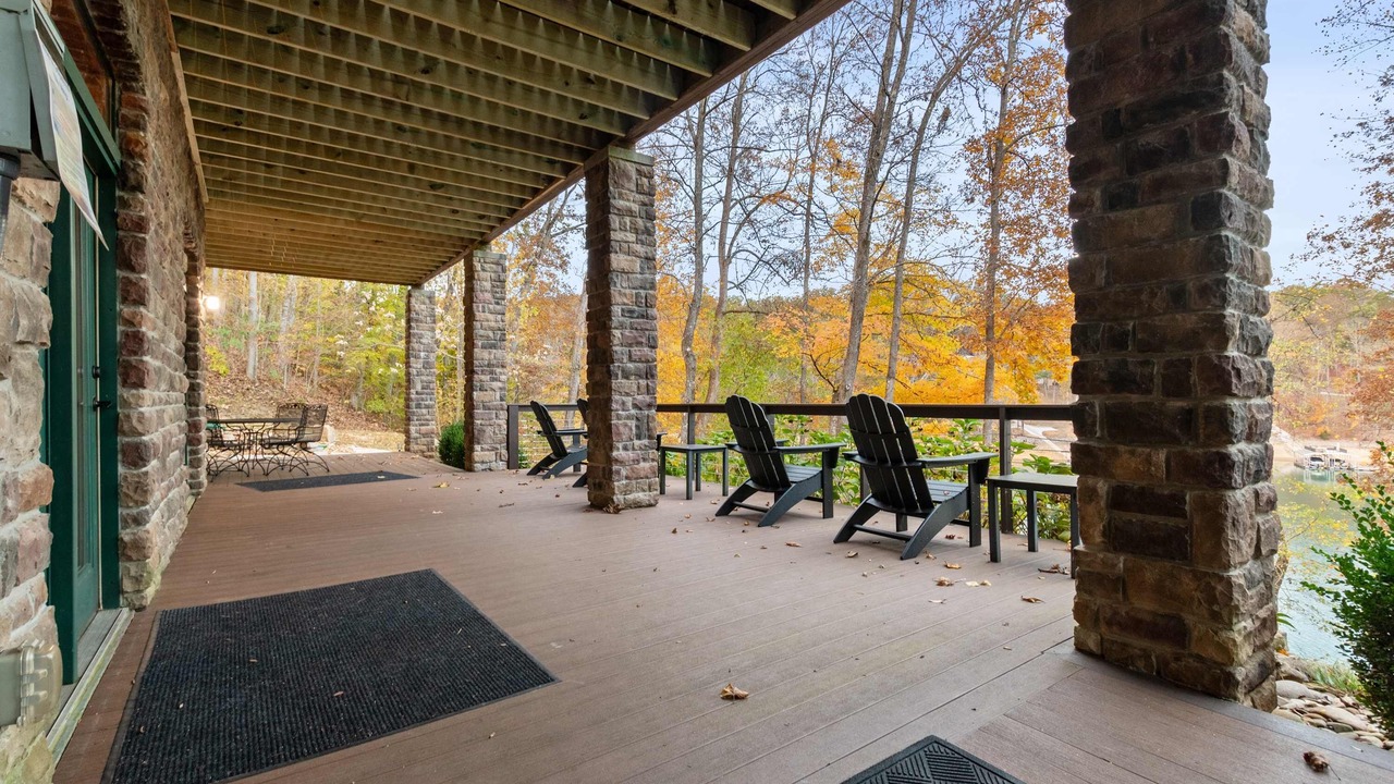 Photo of Patio Balcony in Big Creek