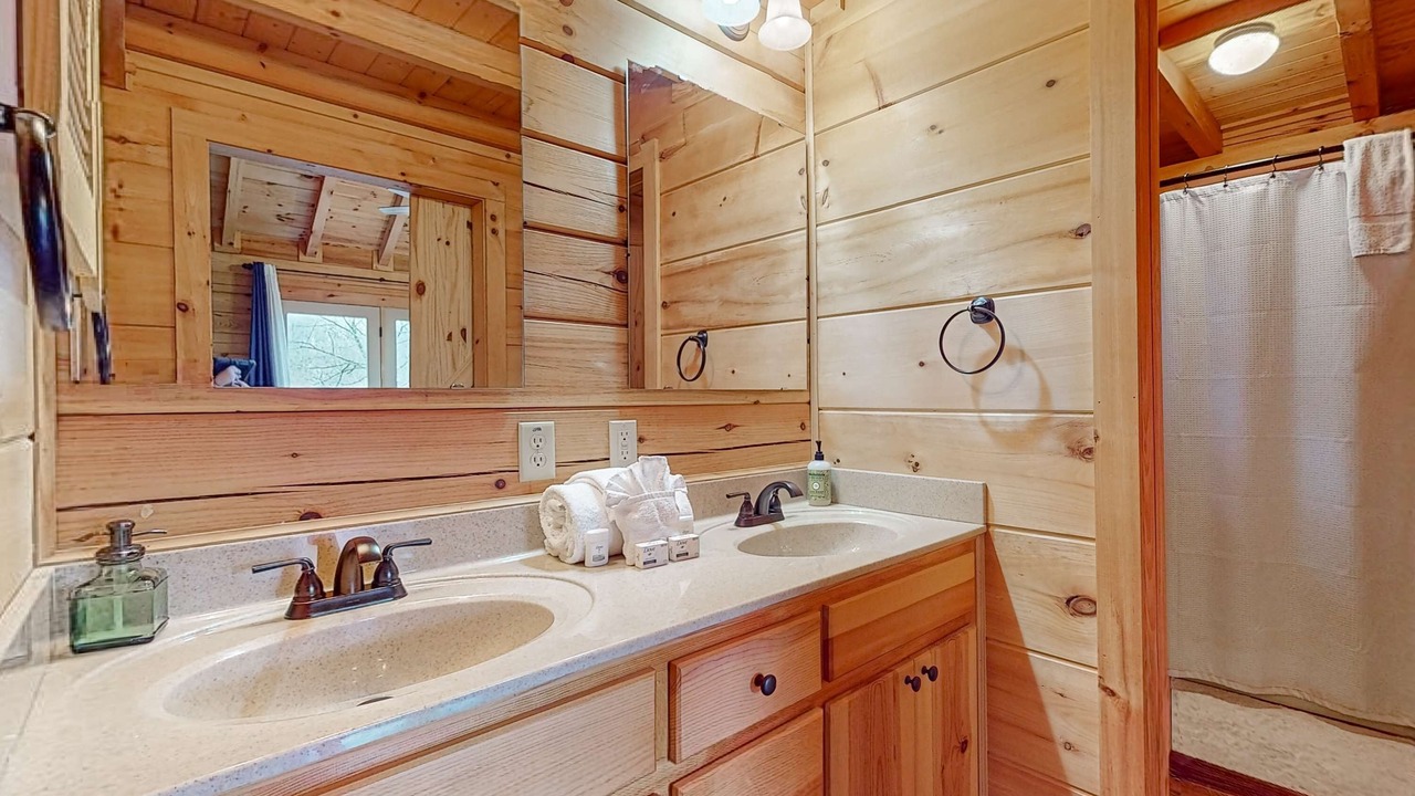 Photo of Bathroom in Big Creek