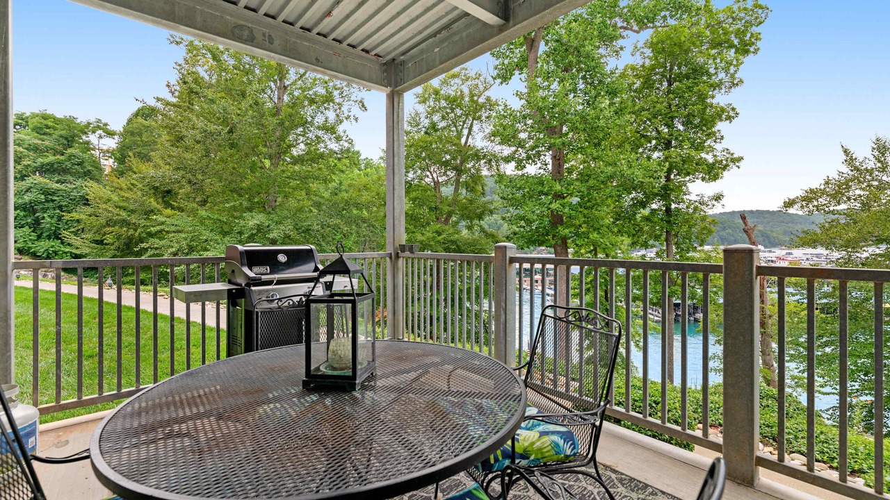 Photo of Outdoor in Andersonville