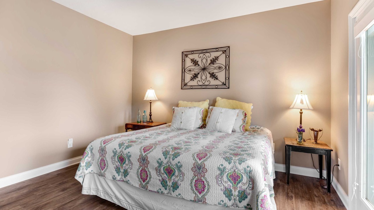 Photo of Bedroom in Andersonville