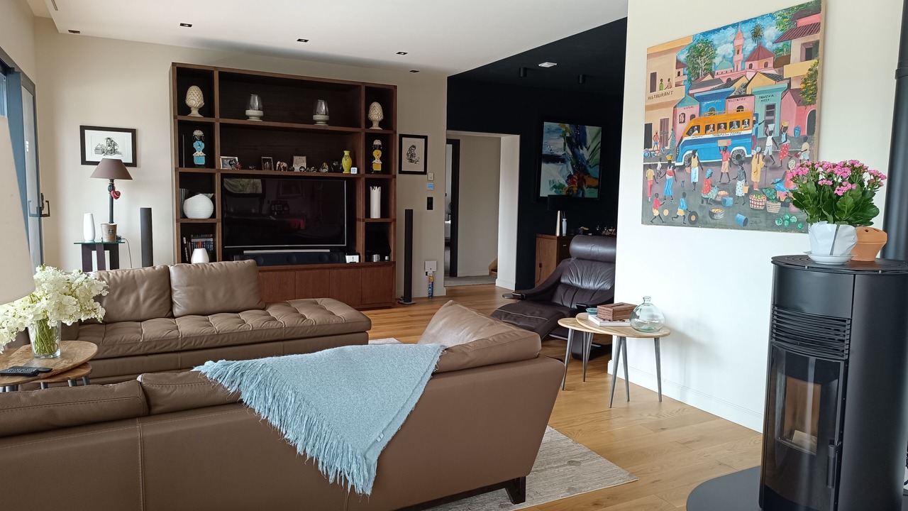 Photo of Livingroom in La Roche-Vineuse