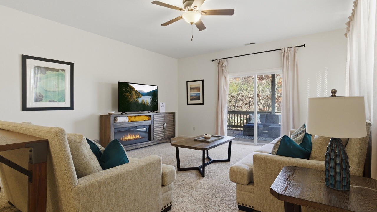 Photo of Livingroom in Camdenton