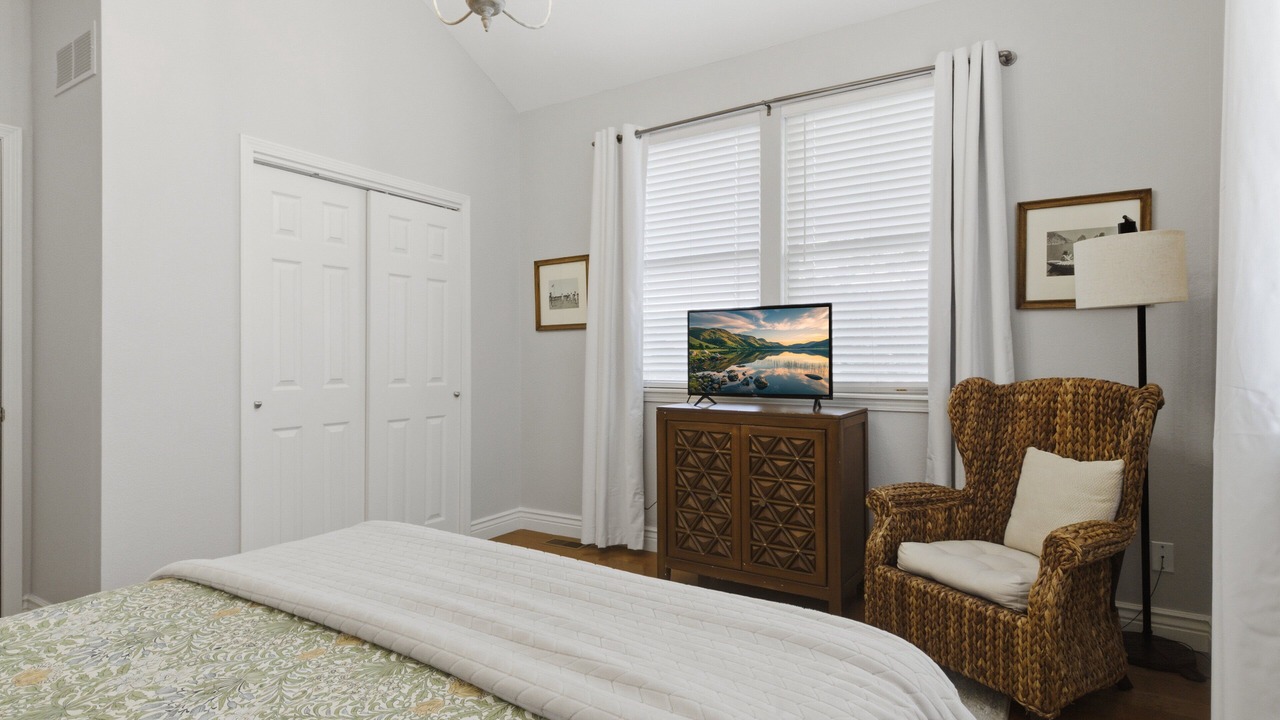 Photo of Bedroom in Camdenton