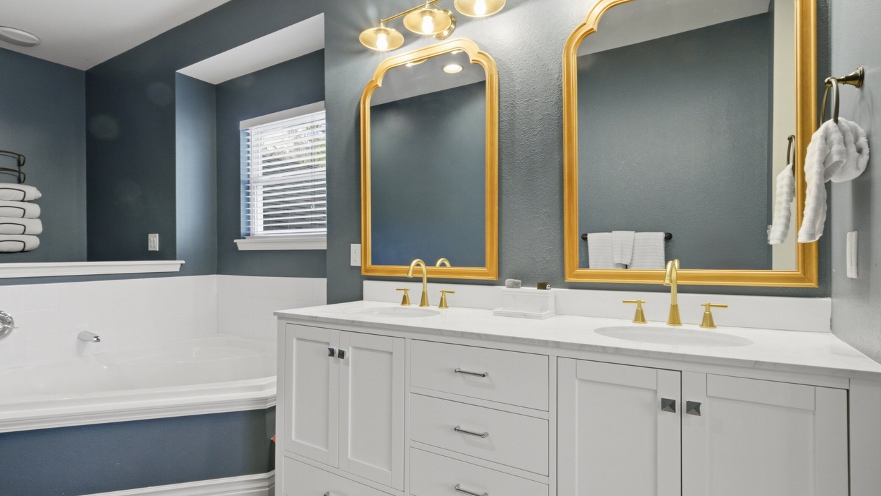 Photo of Bathroom in Camdenton