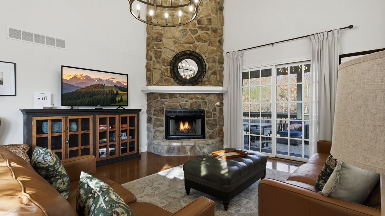 Photo of Livingroom in Camdenton