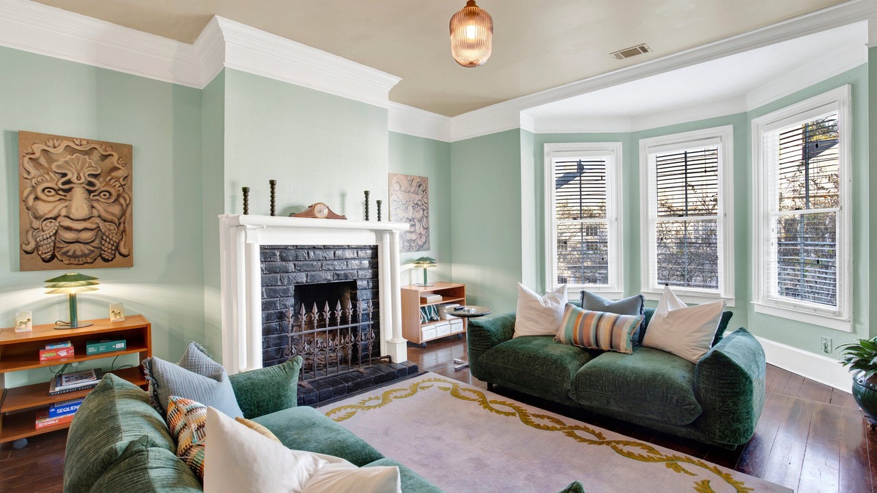 Photo of Livingroom in Beach Institute