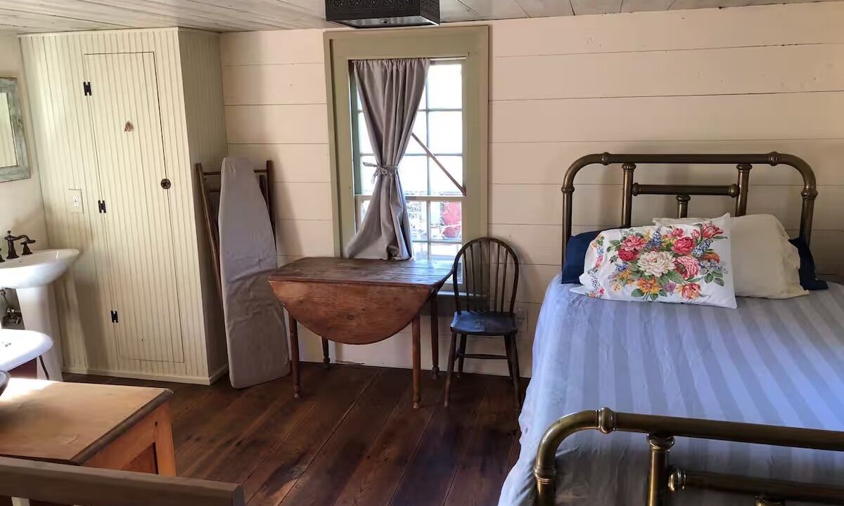 Photo of Bedroom in Burlington