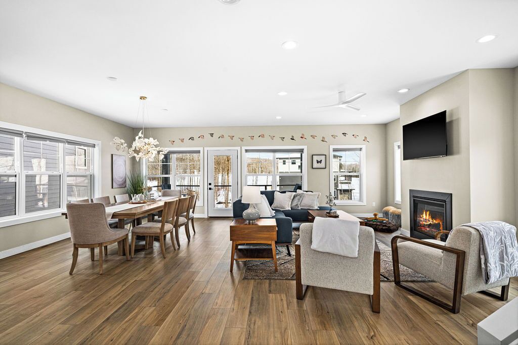 Photo of Livingroom in Duluth