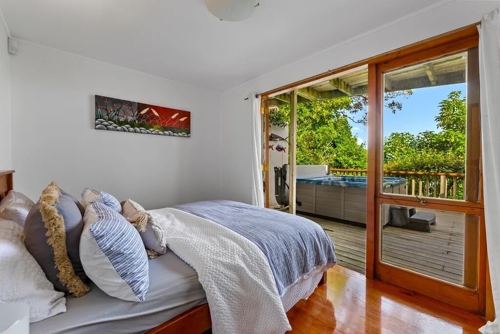 Photo of Bedroom in Whangateau