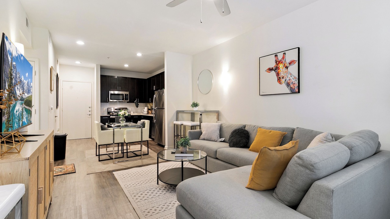 Photo of Livingroom in Legacy Park