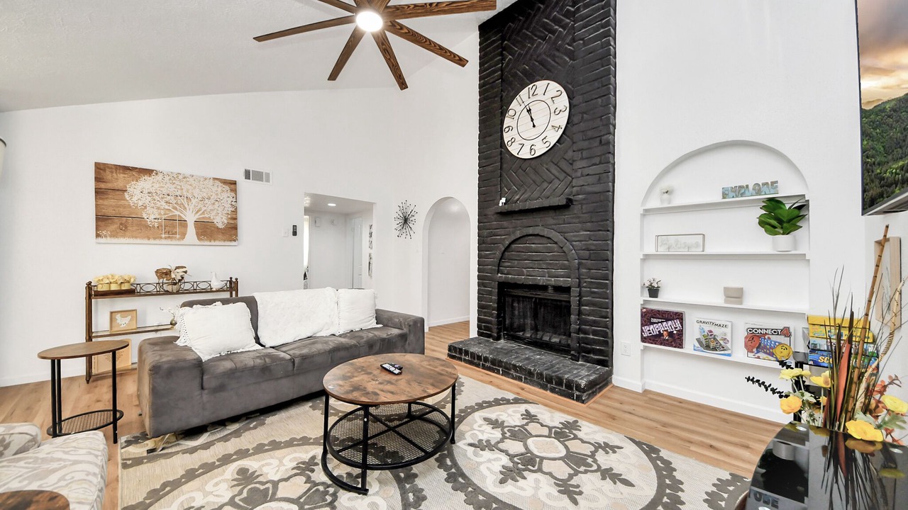 Photo of Livingroom in Barker
