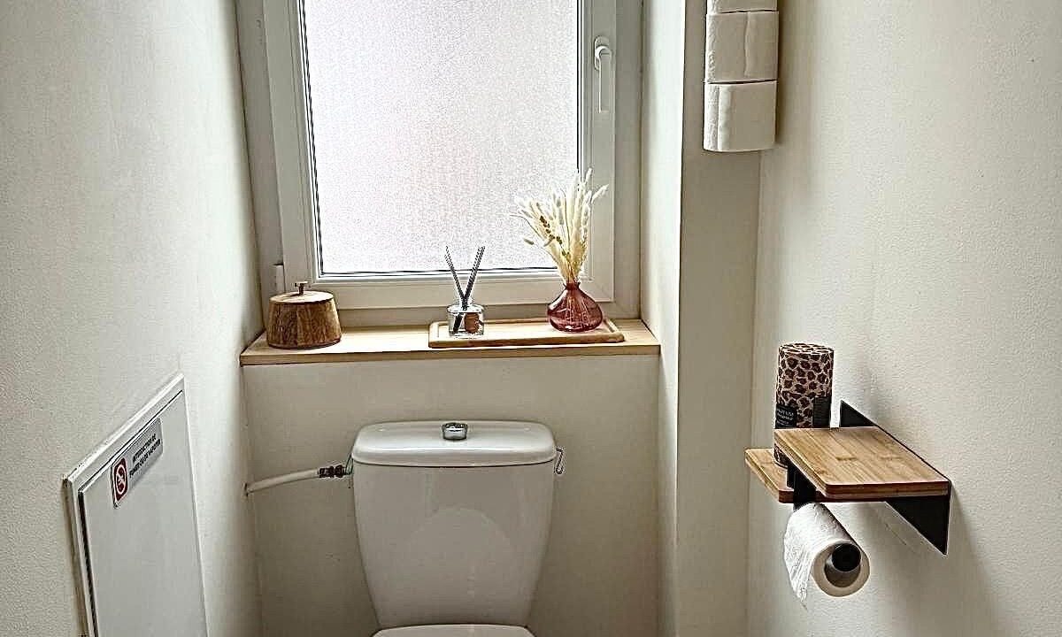 Photo of Bathroom in Loos