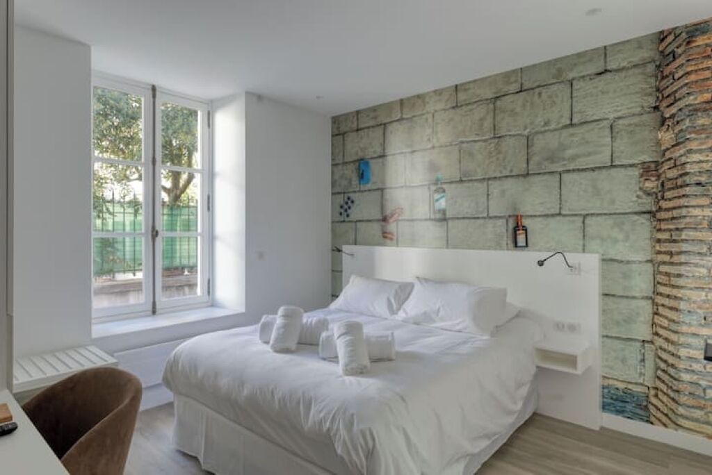 Photo of Bedroom in Downtown Angers