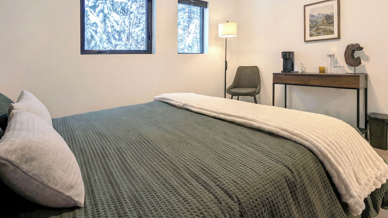 Photo of Bedroom in Hyak