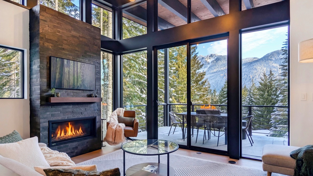 Photo of Livingroom in Hyak