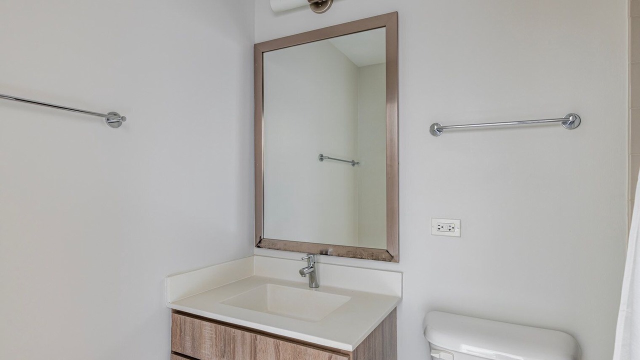 Photo of Bathroom in Near West Side