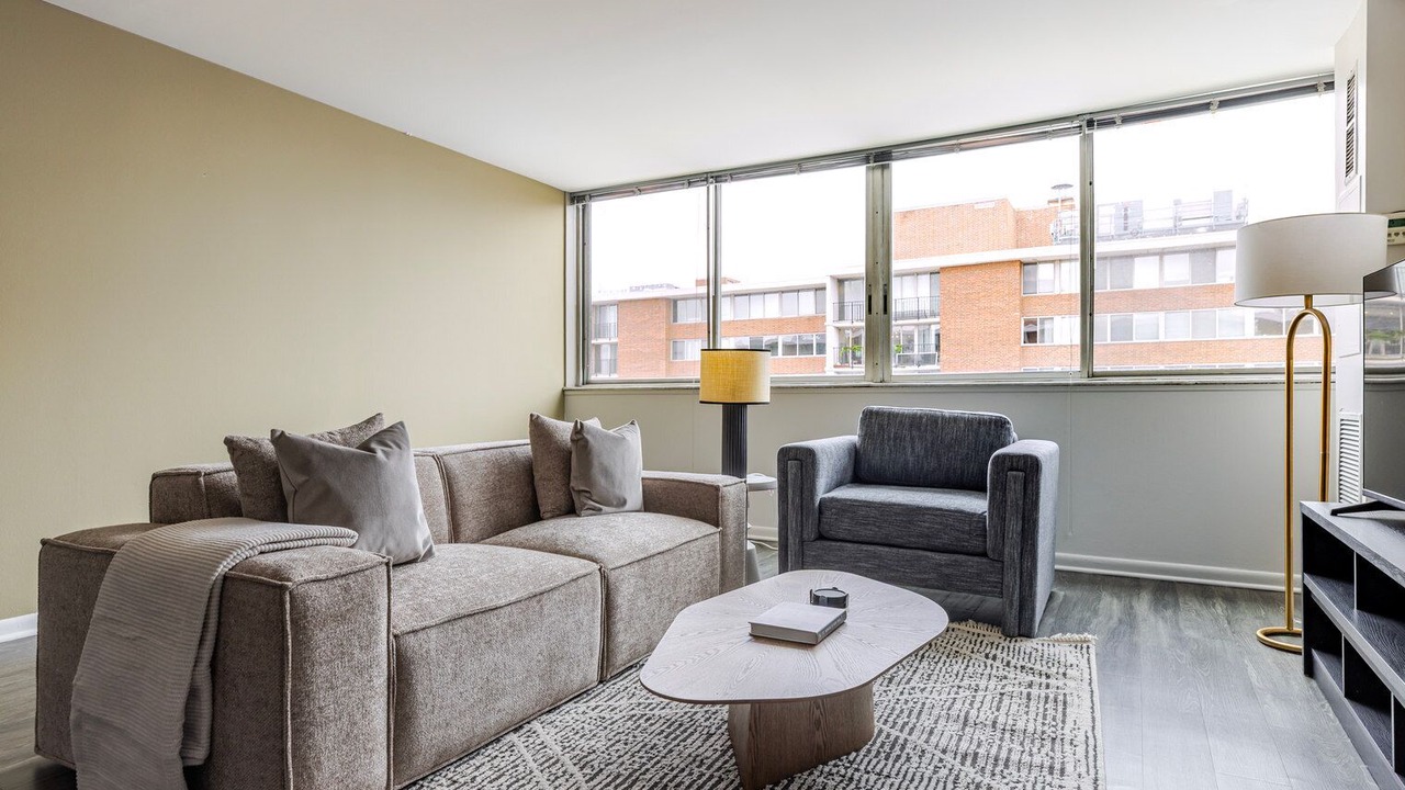 Photo of Livingroom in Near West Side